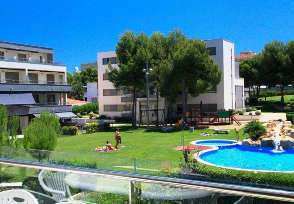 J Tramuntana Planet Costa Dorada Apartment Salou Luaran gambar